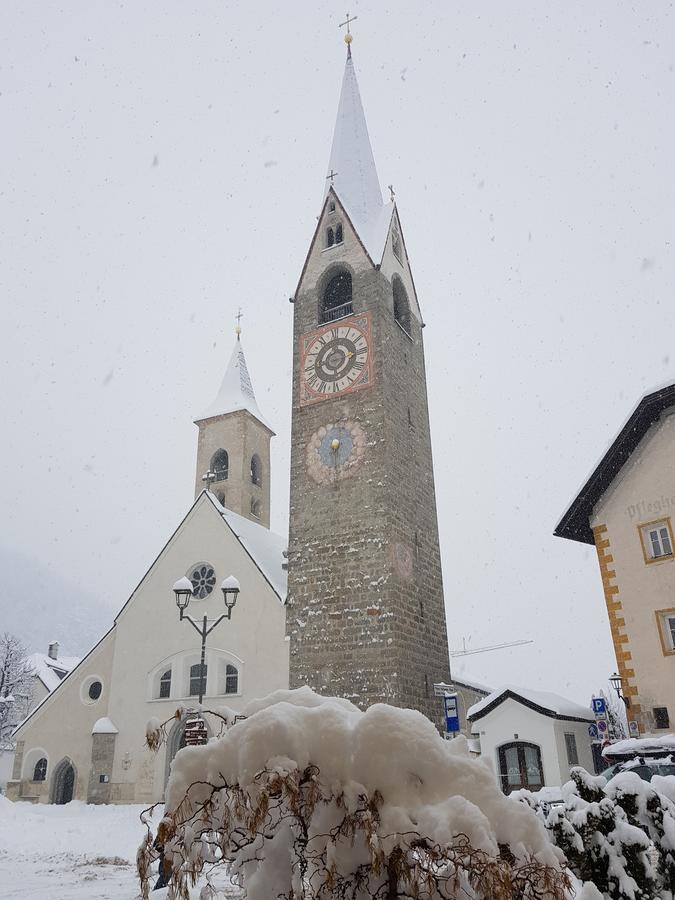 Gasthof Traube San Lorenzo di Sebato Eksteriør bilde